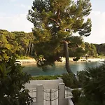Boutique Alhambra Szálloda 5*