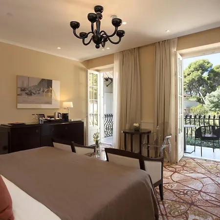 Boutique Alhambra 5*
