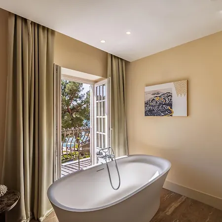 Boutique Alhambra Hotel