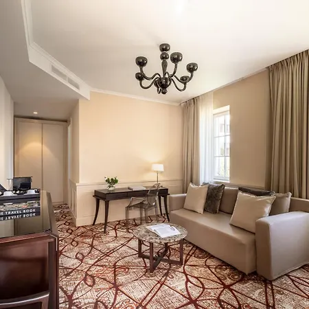Hotel Boutique Alhambra 5*