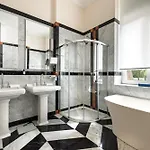 Boutique Alhambra فندق مالي لوشينغْ