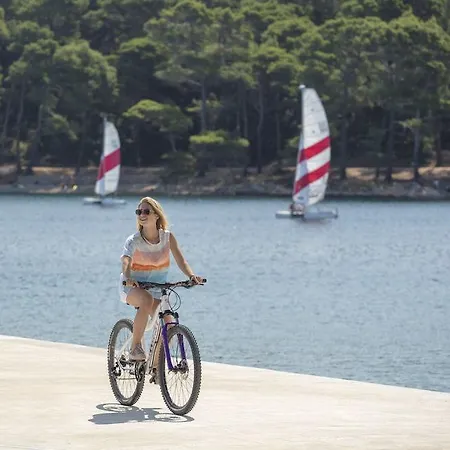 Boutique Alhambra 5* Mali Losinj