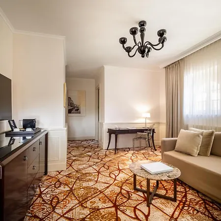 Boutique Alhambra Hotel