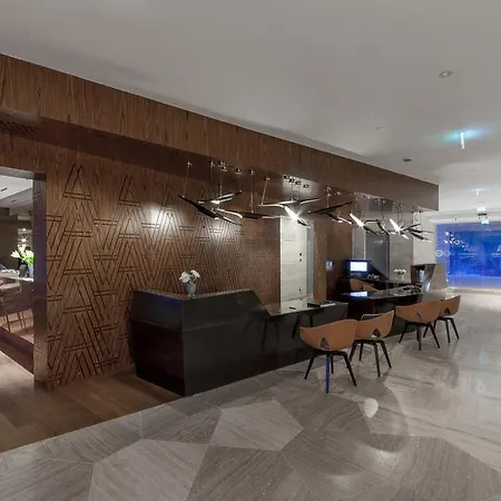 Boutique Alhambra Hotel 5*