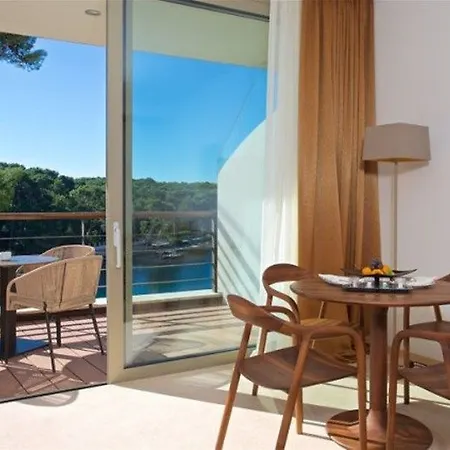 Boutique Alhambra 5*