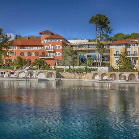 Boutique Alhambra Hotel 5*