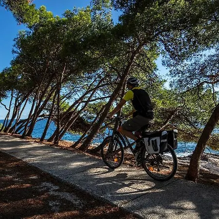 Boutique Alhambra 5* Mali Losinj