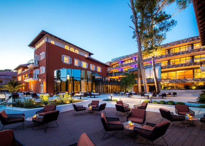 Boutique Alhambra Hotel 5*