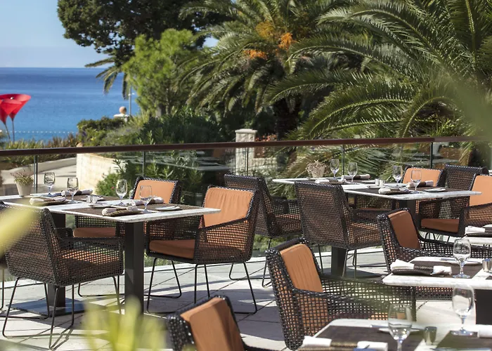 Boutique Alhambra 5* Мали-Лошинь