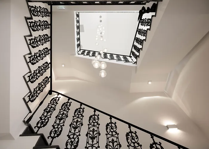 Boutique Alhambra 5* Мали-Лошинь